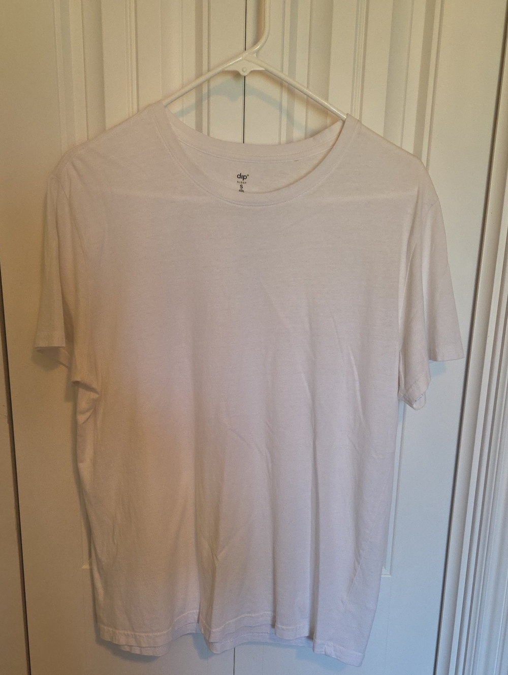 Plain White Crew Neck Men’s T-Shirt